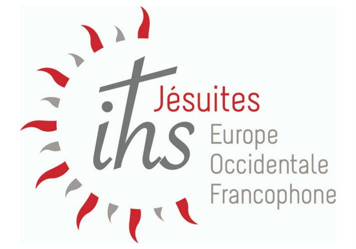 Logo de IHS